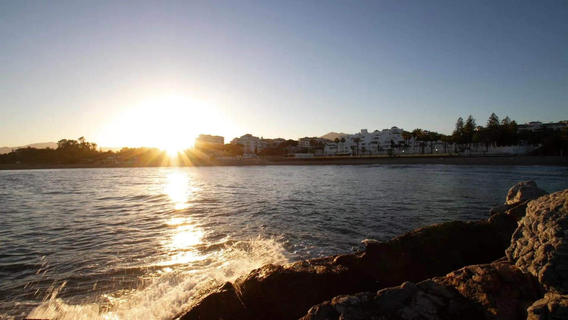 Apartamento Marbella Banus Suites - Playas Del Duque Beachside Complex